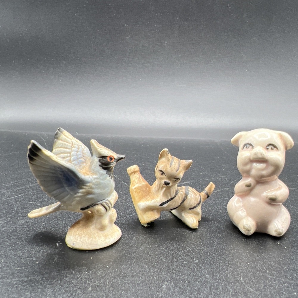 3 Mini Porcelain Figurine Animals Cat Kitten Pig Blue Jay Bird Letterpress Box